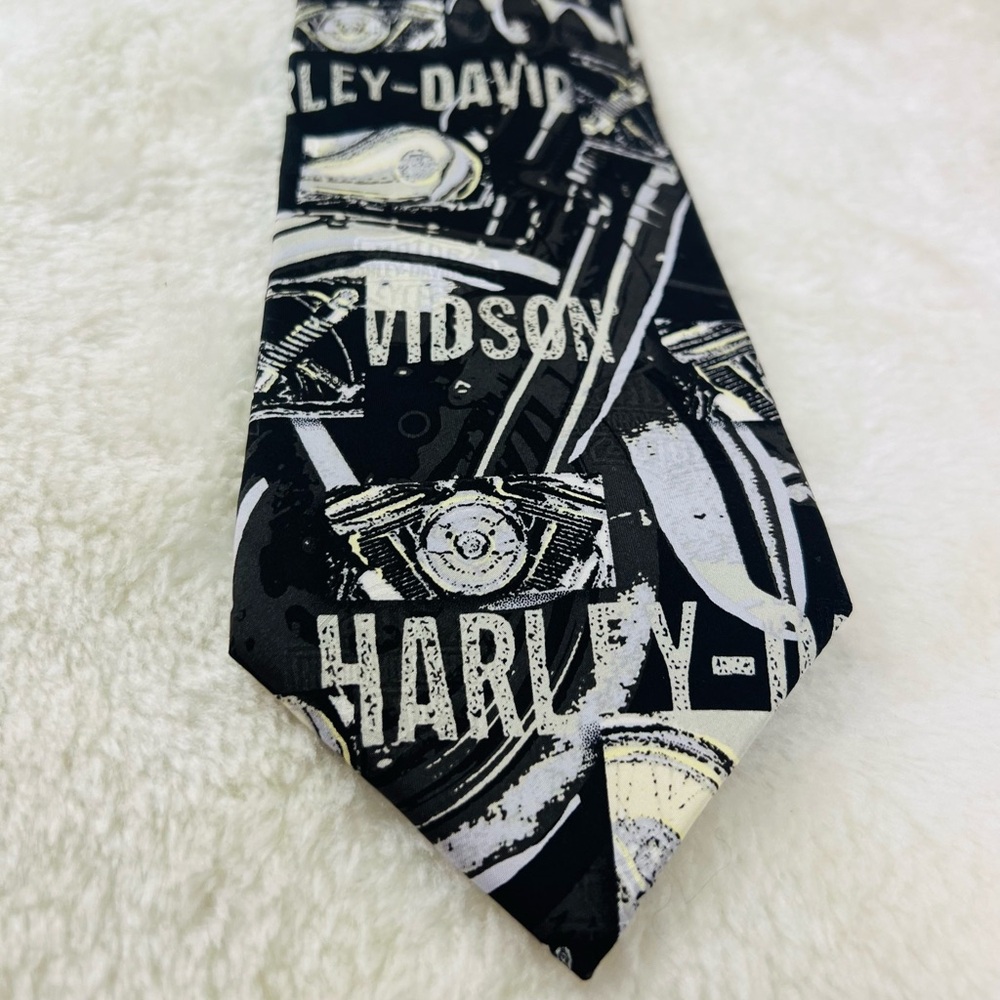 Harley-Davidson Black and White Graphic Tie
